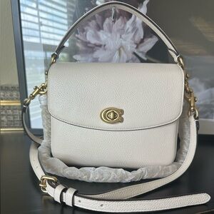 NEW Coach Cassie 19 crossbody purse and shoulder bag. new with tags. MSRP $360